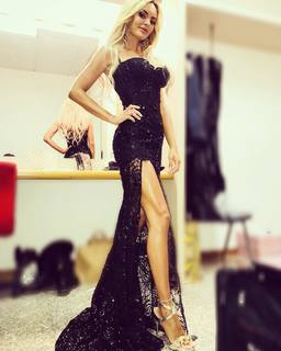 Elena Morali feet photo 17