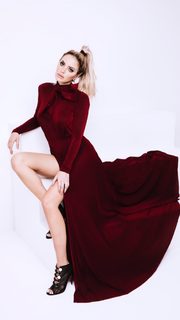 Elena Morali feet photo 12