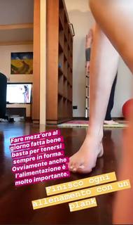 Elena Morali feet photo 15