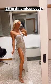 Elena Morali feet photo 10