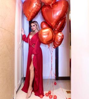 Elena Morali feet photo 1