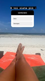 Elena Morali feet photo 6