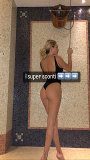 Elena Morali feet photo 13