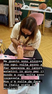 Elena Morali feet photo 10