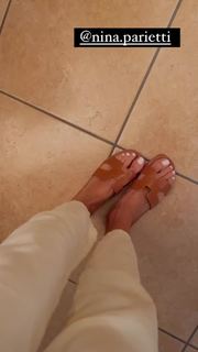 Elena Morali feet photo 17
