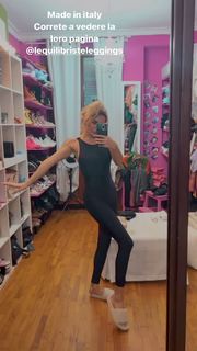 Elena Morali feet photo 14