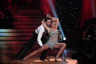Elena Papavasileiou feet photo thumbnail