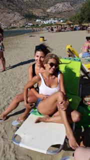Elena Papavasileiou feet photo thumbnail
