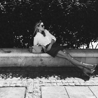 Elena Papavasileiou feet photo thumbnail