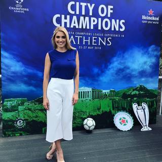 Elena Papavasileiou feet photo thumbnail