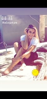 Elena Papavasileiou feet photo thumbnail