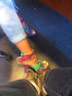 Elena Papavasileiou feet photo thumbnail