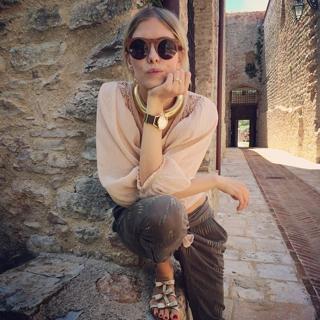 Elena Perminova feet photo thumbnail