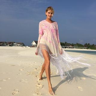 Elena Perminova feet photo thumbnail