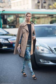 Elena Perminova feet photo thumbnail