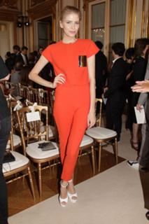 Elena Perminova feet photo thumbnail