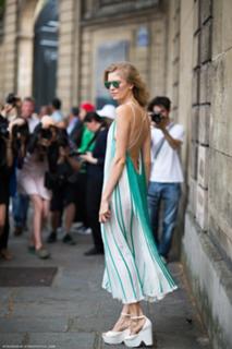 Elena Perminova feet photo thumbnail