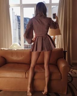 Elena Perminova feet photo thumbnail