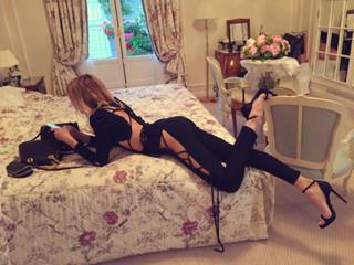 Elena Perminova feet photo thumbnail