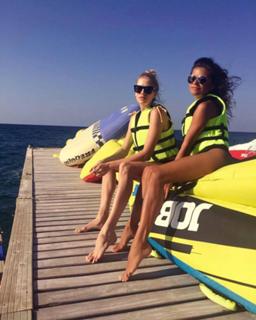 Elena Perminova feet photo thumbnail