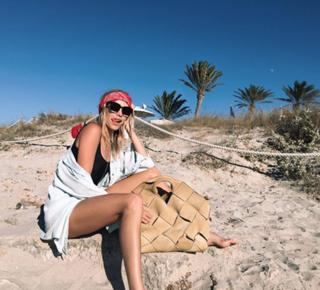 Elena Perminova feet photo thumbnail