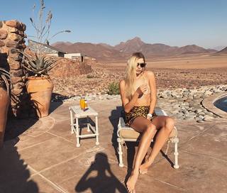 Elena Perminova feet photo thumbnail