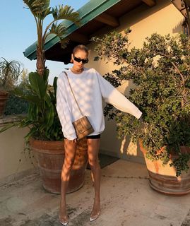 Elena Perminova feet photo thumbnail