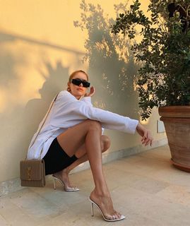 Elena Perminova feet photo thumbnail