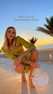 Elena Perminova feet photo thumbnail