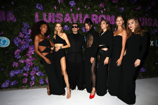 Elena Perminova feet photo thumbnail