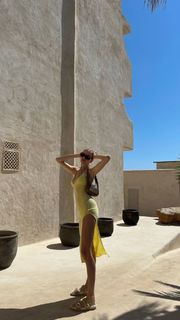 Elena Perminova feet photo thumbnail