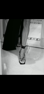 Elena Perminova feet photo thumbnail