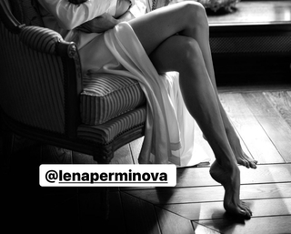 Elena Perminova feet photo thumbnail