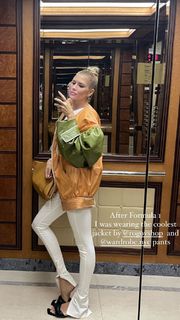 Elena Perminova feet photo thumbnail