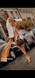 Elena Perminova feet photo thumbnail