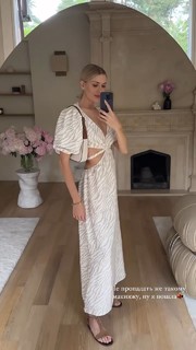 Elena Perminova feet photo thumbnail