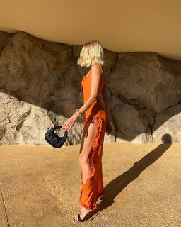 Elena Perminova feet photo thumbnail