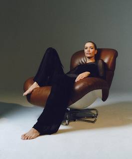 Elena Perminova feet photo thumbnail