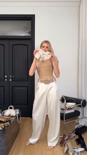 Elena Perminova feet photo thumbnail