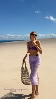 Elena Perminova feet photo thumbnail