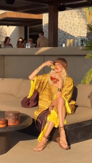 Elena Perminova feet photo thumbnail