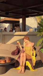 Elena Perminova feet photo thumbnail