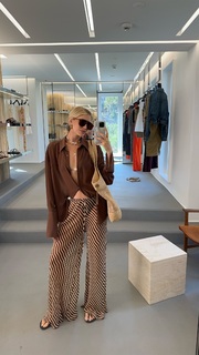 Elena Perminova feet photo thumbnail