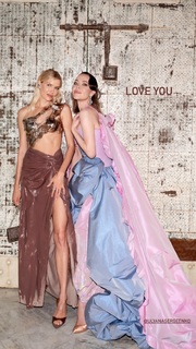 Elena Perminova feet photo thumbnail