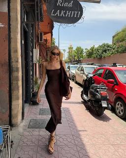 Elena Perminova feet photo thumbnail