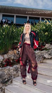 Elena Perminova feet photo thumbnail