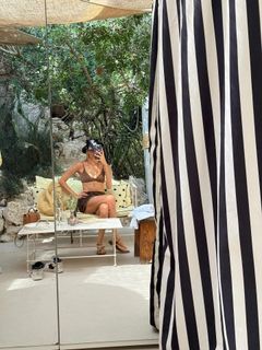 Elena Perminova feet photo thumbnail