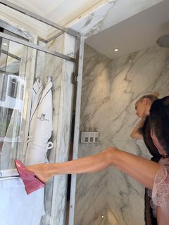 Elena Perminova feet photo thumbnail