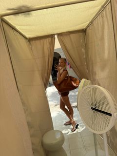 Elena Perminova feet photo 14
