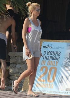Elena Rapti feet photo 19